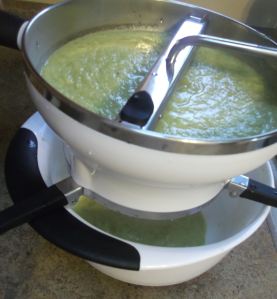 Cream of Asparagus Soup1 009