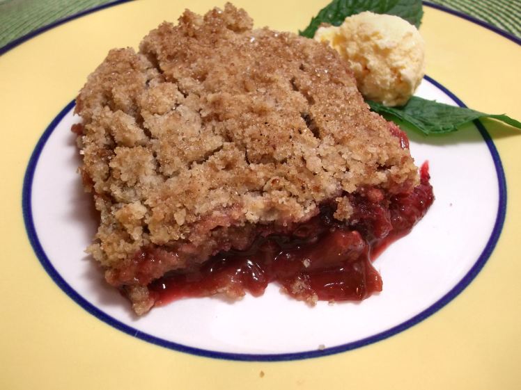 Strawberry Rhubarb Crisp